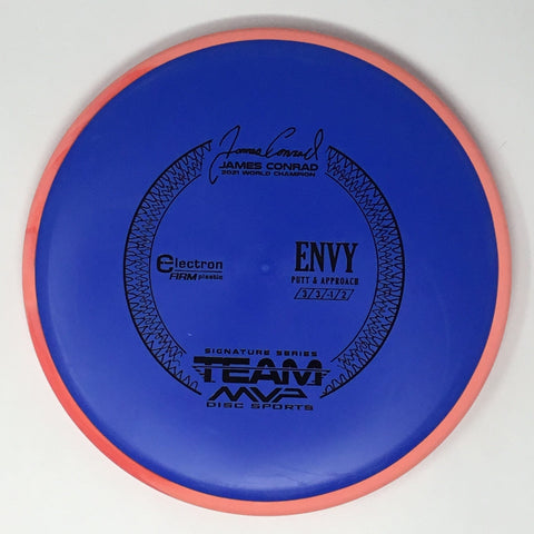 Axiom Discs Envy (Electron Firm - James Conrad 2021 World Champion) Putt & Approach