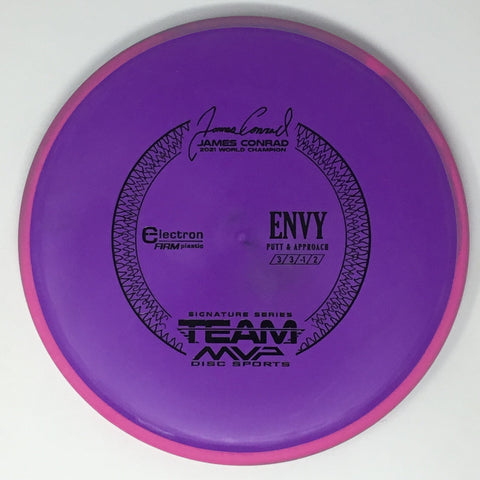 Axiom Discs Envy (Electron Firm - James Conrad 2021 World Champion) Putt & Approach