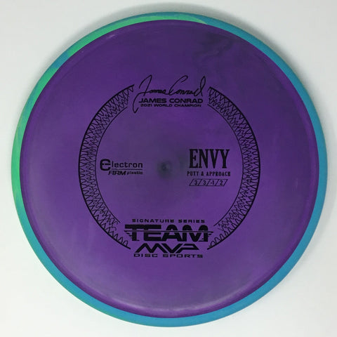 Axiom Discs Envy (Electron Firm - James Conrad 2021 World Champion) Putt & Approach