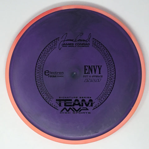 Axiom Discs Envy (Electron Firm - James Conrad 2021 World Champion) Putt & Approach