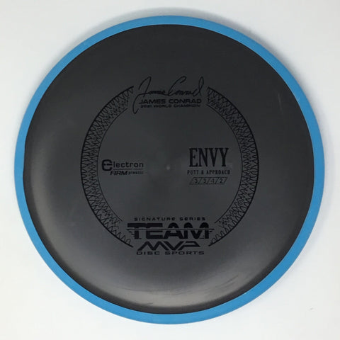 Axiom Discs Envy (Electron Firm - James Conrad 2021 World Champion) Putt & Approach