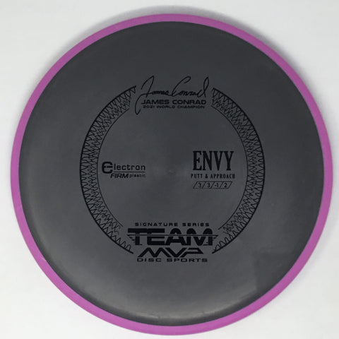 Axiom Discs Envy (Electron Firm - James Conrad 2021 World Champion) Putt & Approach