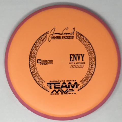 Axiom Discs Envy (Electron Firm - James Conrad 2021 World Champion) Putt & Approach