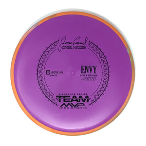 Axiom Discs Envy (Electron - James Conrad 2021 World Champion) Putt & Approach