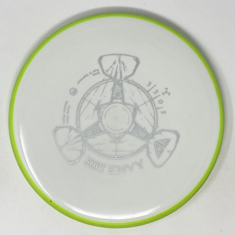 Axiom Discs Envy (Neutron Soft) Putt & Approach