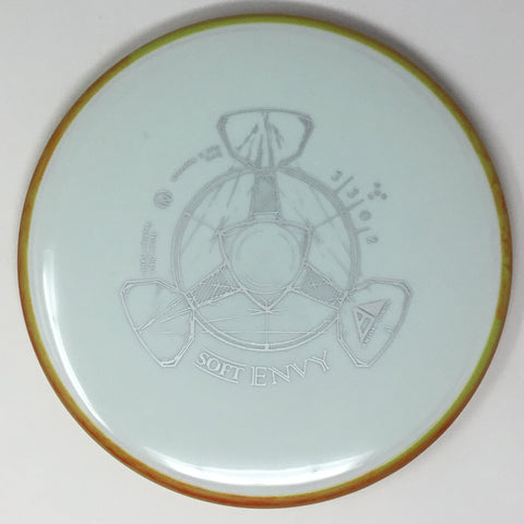 Axiom Discs Envy (Neutron Soft) Putt & Approach