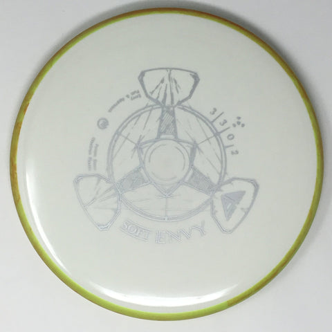 Axiom Discs Envy (Neutron Soft) Putt & Approach