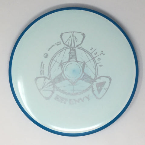 Axiom Discs Envy (Neutron Soft) Putt & Approach
