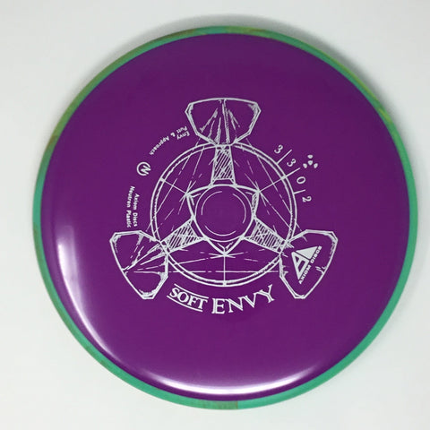 Axiom Discs Envy (Neutron Soft) Putt & Approach