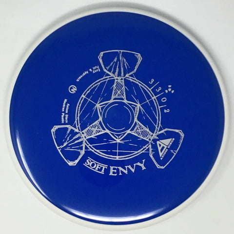 Axiom Discs Envy (Neutron Soft) Putt & Approach