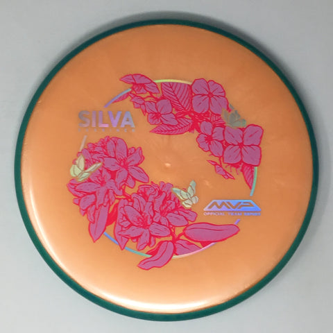 Axiom Discs Proxy (Plasma Soft - Silva Saarinen 2026 Team Series) Putt & Approach