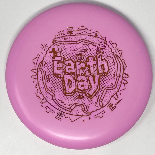 Latitude 64 Keystone (Eco Zero - Earth Day Stamp) Putt & Approach